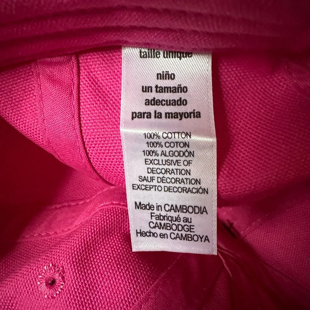 Carhartt Fuchsia Cap with Logo Patch - Picture 3 of 3